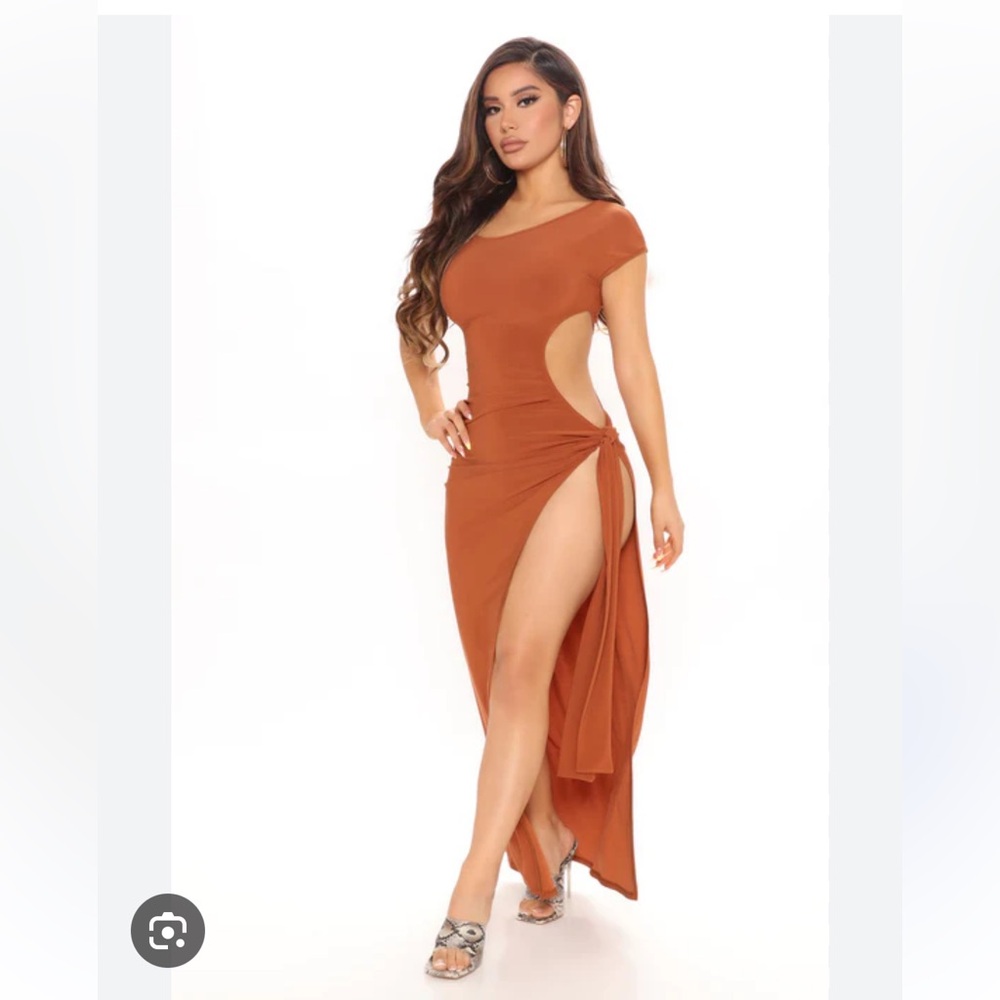 Fashion nova slitsation maxi dress NWT xs